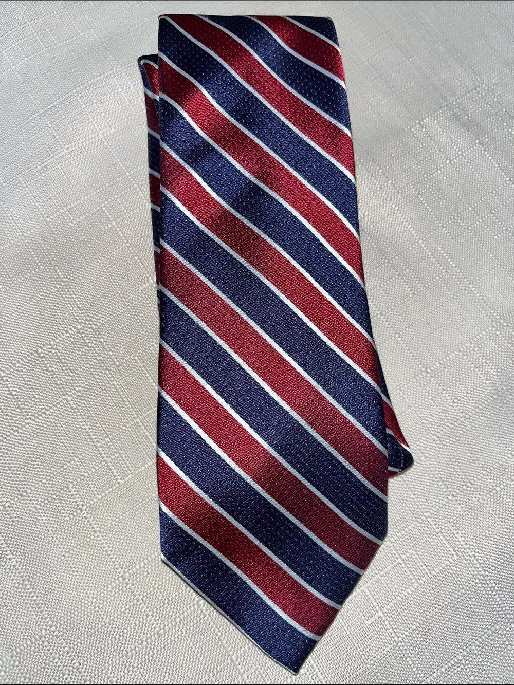 Isaac Mizrahi New York Men's Striped Burgundy and Navy Tie